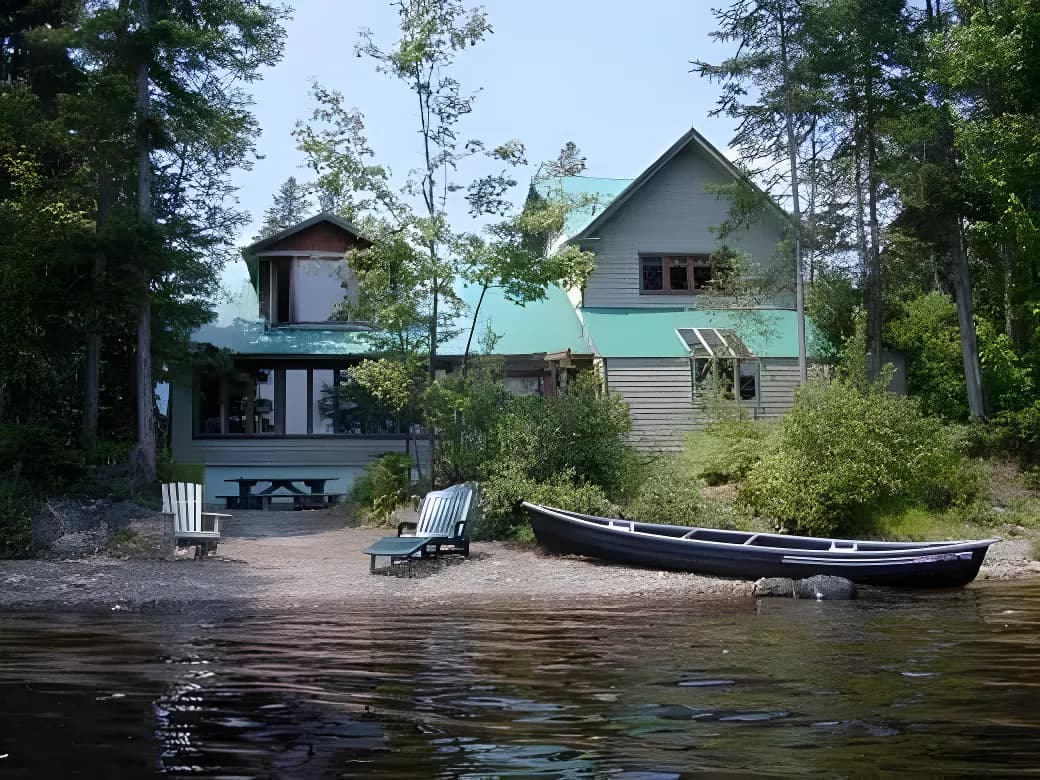 L'Expérience ÉcoChalet au Camp Comfort – Beaulac-Garthby