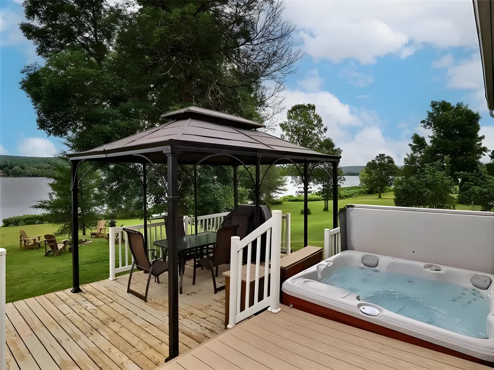 Chalet La-Berge du lac (waterfront and spa) – photo 4