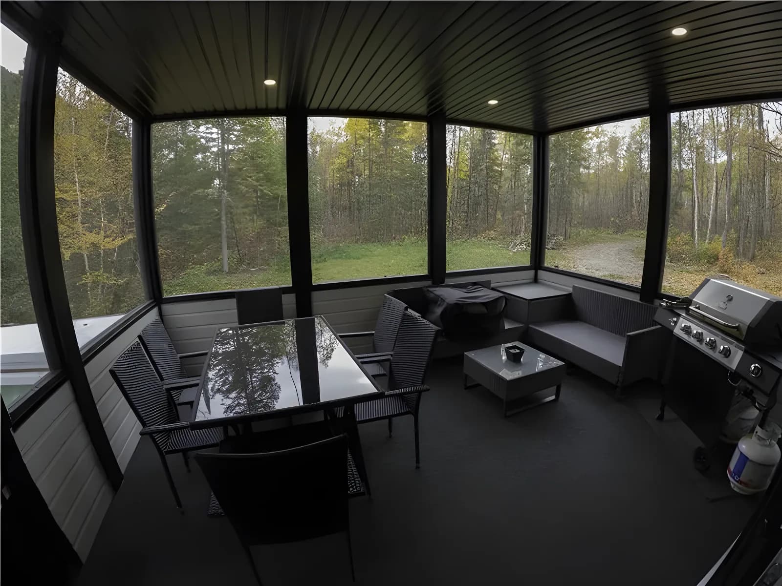 Nouveau chalet La Falaise au bord de l'eau ! – photo 5