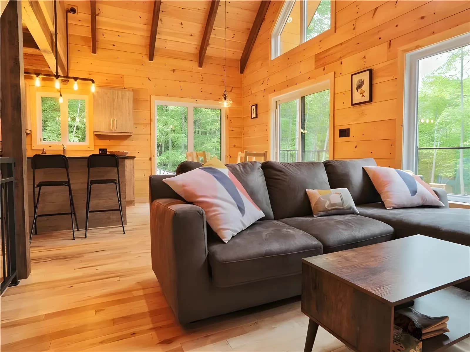 Le Bois c'est Chouette! Chalet et Spa Owl's Head – photo 4