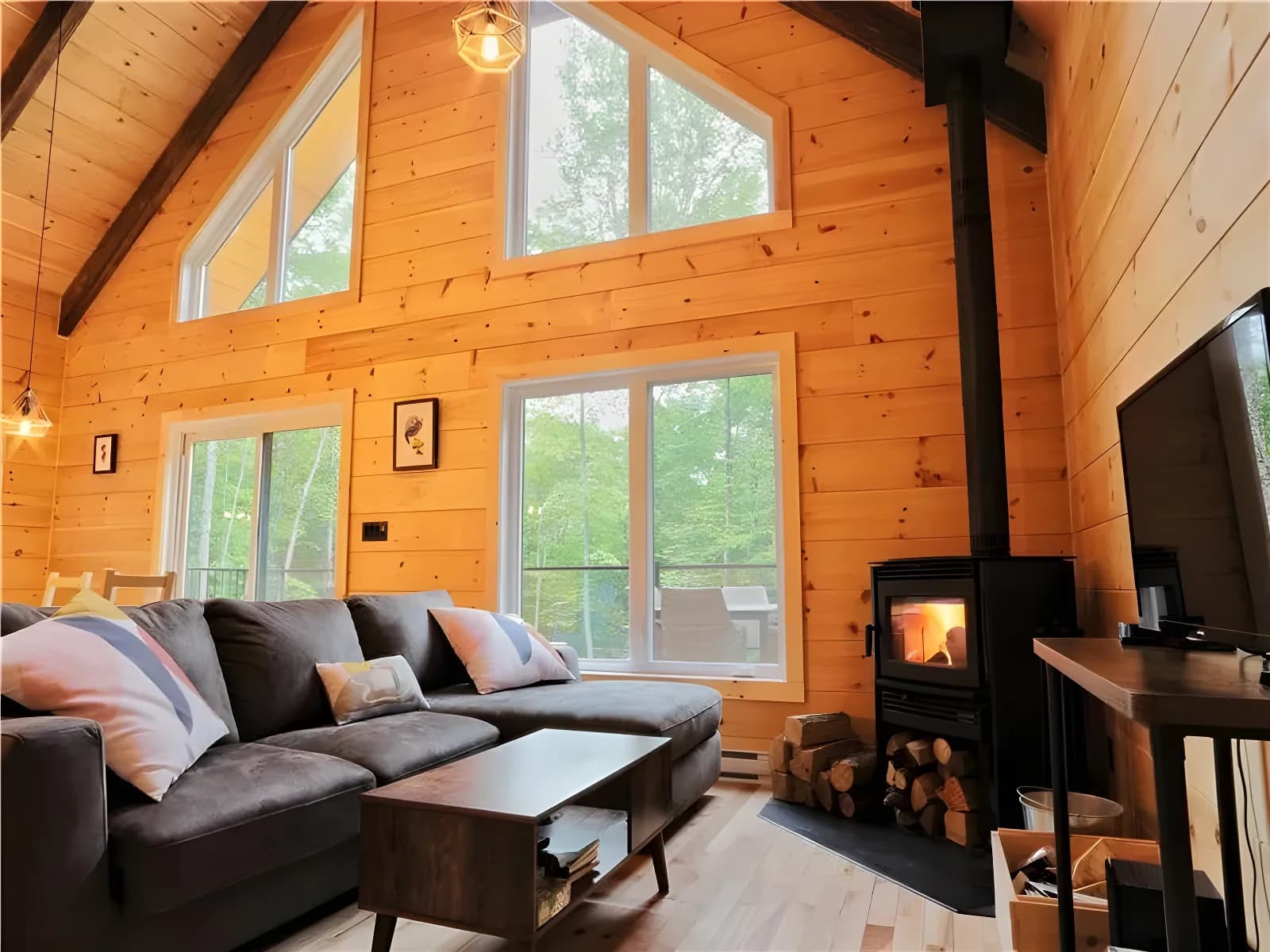 Le Bois c'est Chouette! Chalet et Spa Owl's Head – photo 5